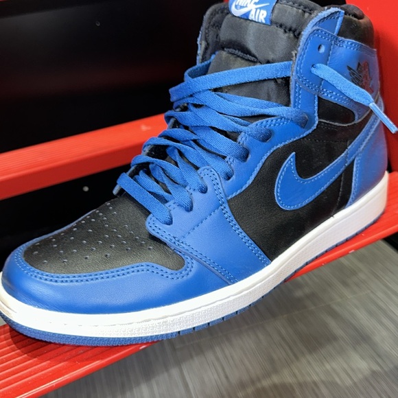 🔥🔥 Nike Air Jordan 1 Retro High OG Dark Marina Blue - Picture 3 of 9